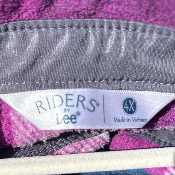 Riders by Lee 4X button down fleece shacket. - Picture 3 of 4